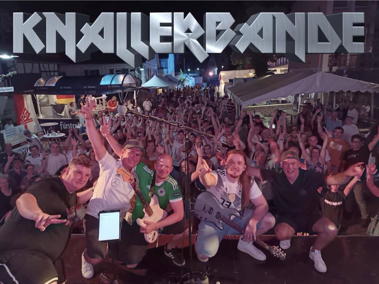 Partyband aus Böblingen mit PA und Licht